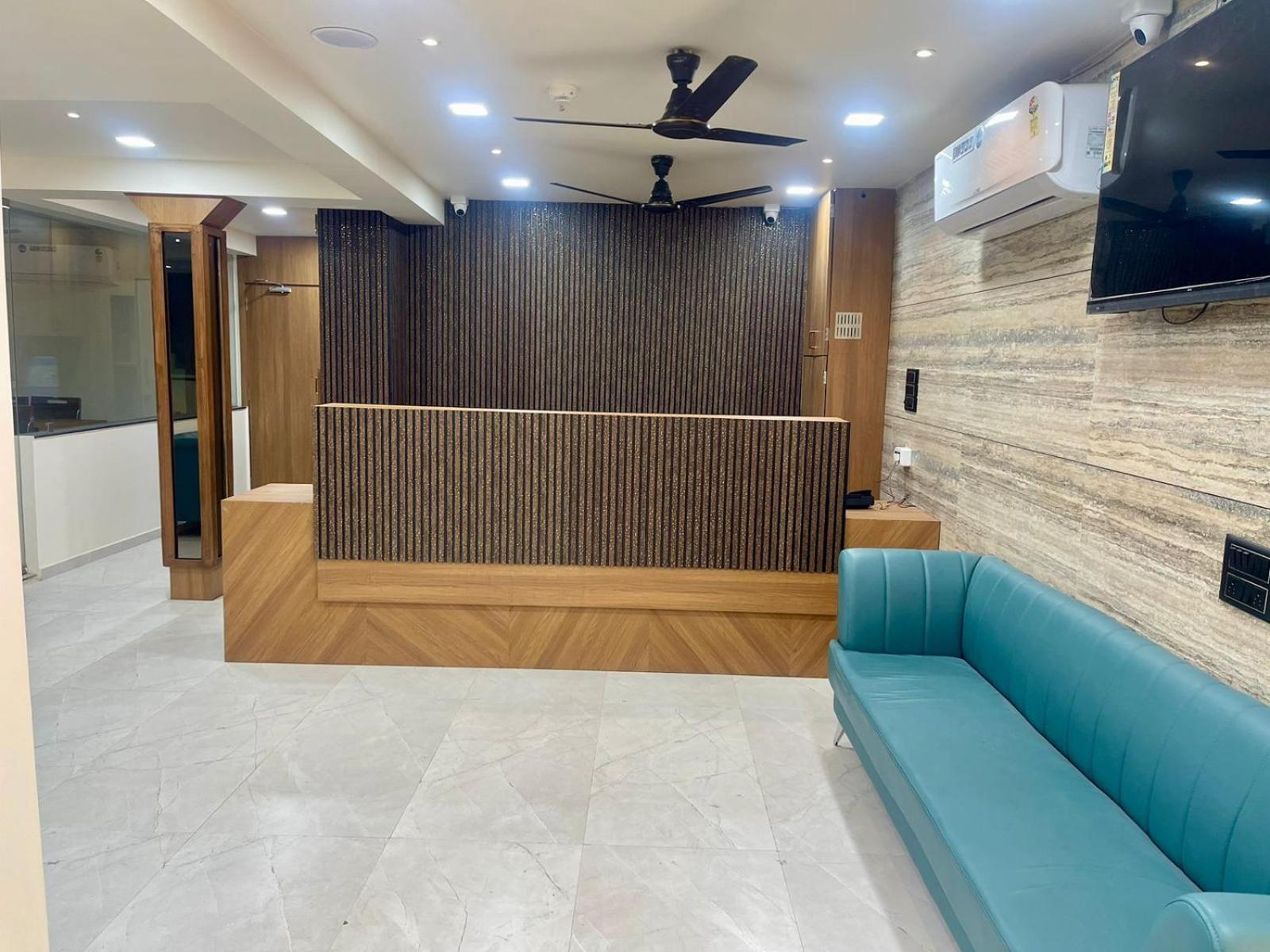 Hotel Royal Elite Rajkot Eksteriør bilde